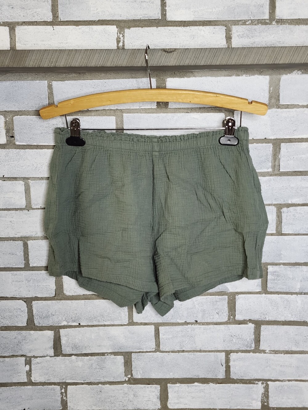 • Gilly Hicks Pull On Elastic Waist Sleep Shorts Large Green 100% Cotton